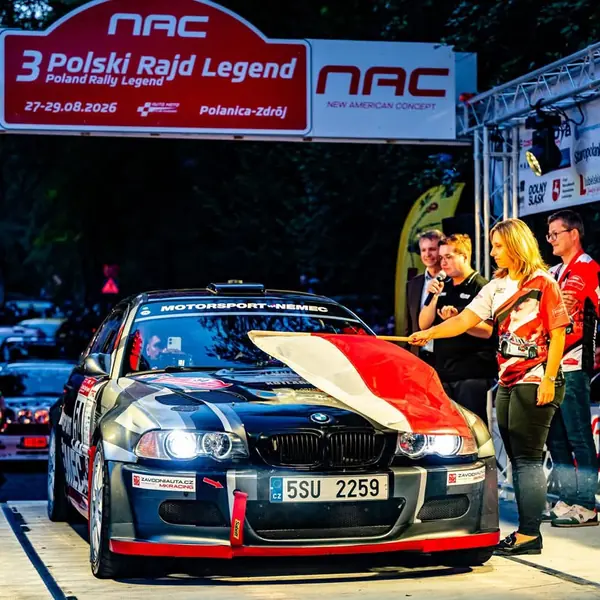 Odmávnutí startu BMW M3 E46 na Polski Rajd Legend 2026